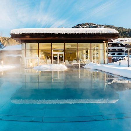Optimamed Gesundheitsresort Weissbriach Gmbh ภายนอก รูปภาพ