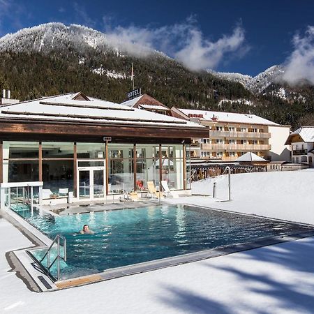 Optimamed Gesundheitsresort Weissbriach Gmbh ภายนอก รูปภาพ