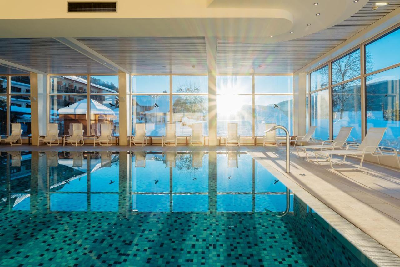 Optimamed Gesundheitsresort Weissbriach Gmbh ภายนอก รูปภาพ