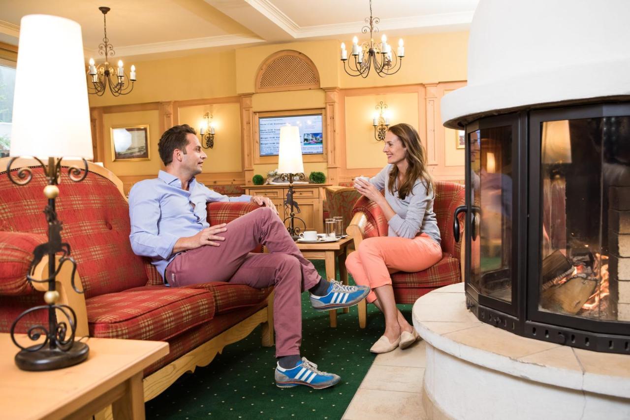 Optimamed Gesundheitsresort Weissbriach Gmbh ภายนอก รูปภาพ